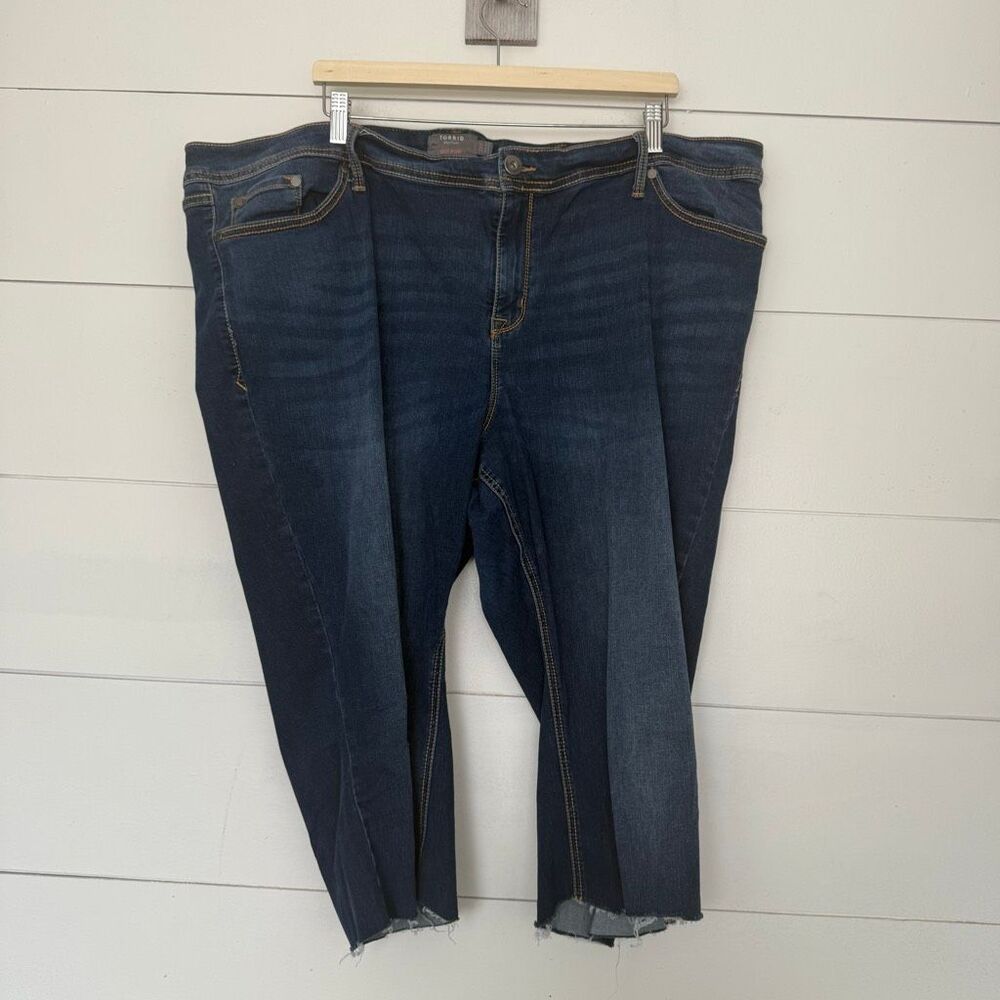 Torrid Women’s 28R Cutoff Jeans